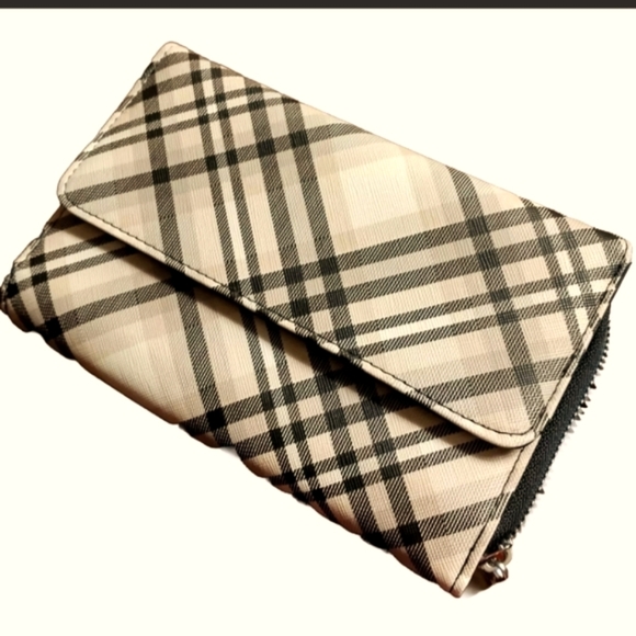 NWOT Zip Around Organizer RFID Blocking Wallet - Picture 2 of 6